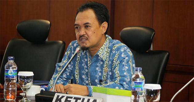 87KETUA KOMITE III DPD RI HARDY S HOOD.jpg